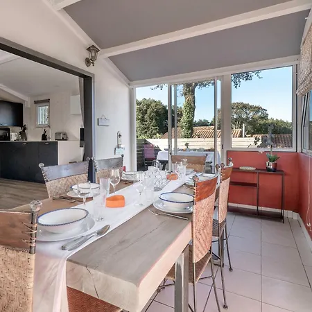 500 M De La Plage, Jardin, 4 Adultes 1 Enfant * 圣米歇尔-谢夫谢夫