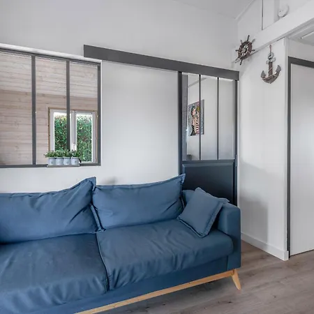 500 M De La Plage, Jardin, 4 Adultes 1 Enfant بيت للعطل