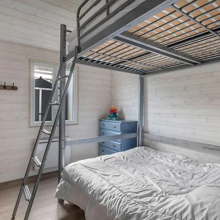 500 M De La Plage, Jardin, 4 Adultes 1 Enfant 度假居