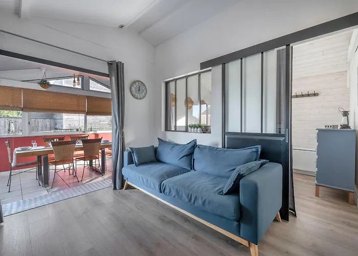 500 M De La Plage, Jardin, 4 Adultes 1 Enfant